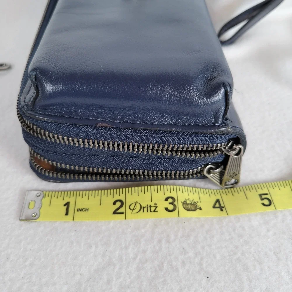 Patricia Nash Womens Amalia Leather Phone Bag Clutch Keychain Wallet Blue Purse